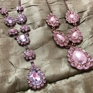 Forever 21 Jewelry - Set of 2 statement necklaces ✨ Forever 21 Jewelry - Set of 2 statement necklaces ✨
